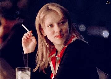 Scarlett Johansson Appreciation Post : r/smokingwomen