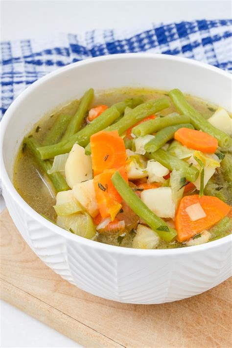 German Green Bean Soup (Grüne Bohnensuppe) - Recipes From Europe