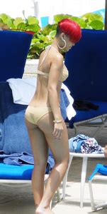 Retro Rihanna Red Hair And A Bikini Poolside In Barbados June Th Phun Org Forum