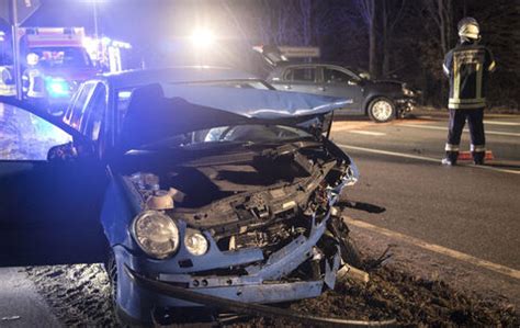 Schwerer Unfall Auf Der St2104 Bei Petting 22 02 2019 Einsatzfotos