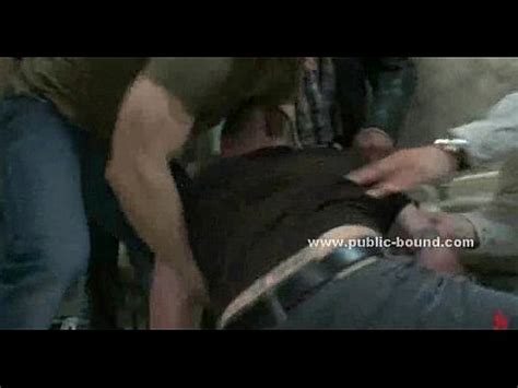 Hunk gay experimentado la dominación de la esclavitud XVIDEOS