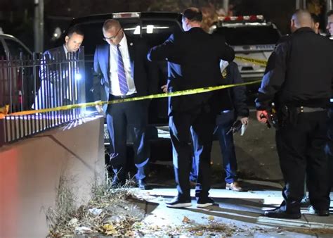 Nyc Shootings Leave Two Dead And Four Injured