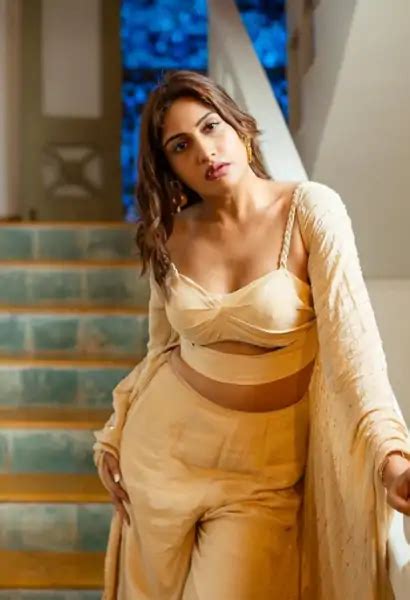 Surbhi Chandna Top Hot Pics And Photo