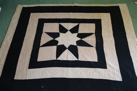 Welsh Quilts: Pink and Black Star Quilt