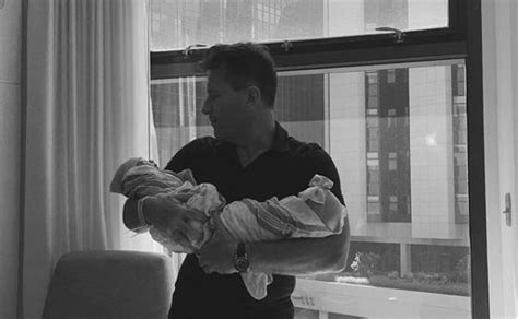 Kym Johnson & Robert Herjavec Welcome Celebrity Baby Twins - Cupid's ...