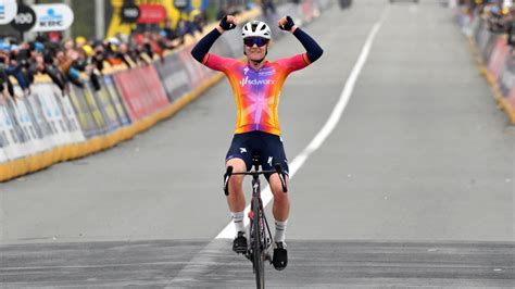 Tour de France Femmes la 1re étape à Lotte Kopecky RDS ca