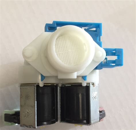 132518622 Electrolux Compatible Washing Machine Inlet Valve Solenoid 2