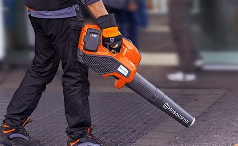 Husqvarna 320ib Review 40v Battery Powered Leaf Blower