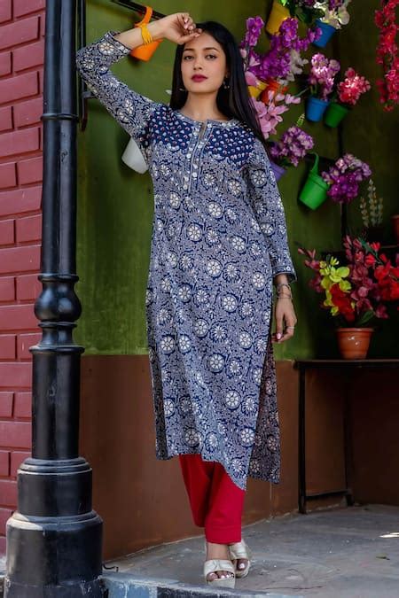 Buy Blue Cotton Hand Block Printed Floral Notched Kurta And Pant Set