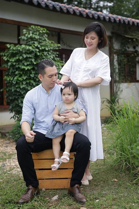 Hot Girl T Linh Mu Comeback Sau N M Sinh A Nhu N S C H N C Thu C N Son