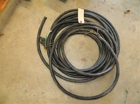 220V Wire - Wolfe Auction & Realty, LLC