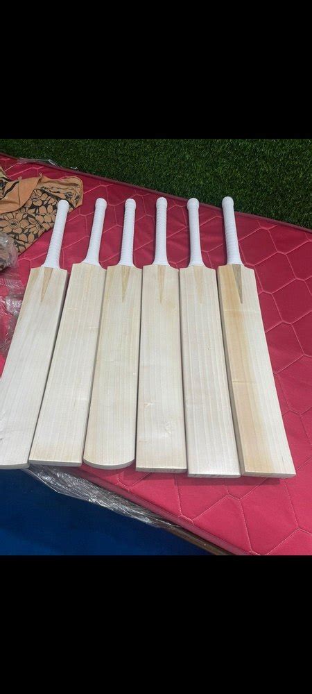 Pw Natural English Willow Wooden Cricket Bat At Rs In Saharanpur