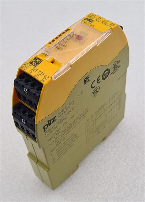 Pilz PNOZ S4 24VDC 3n O 1n C Safety Relay 750104 EBay