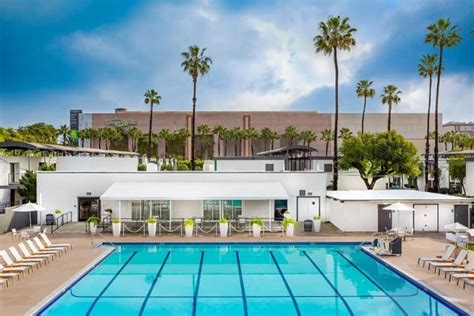 22 Best Hotels in Anaheim, CA for 2025 (Top-Rated Stays!)