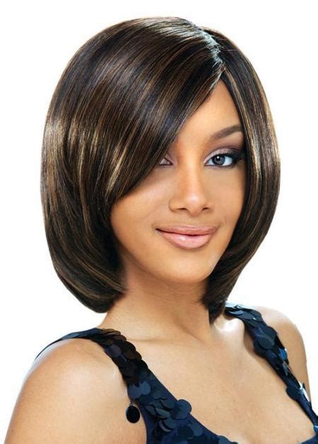 21 Insanely Popular Layered Bob Hairstyles For Women To Try In 2025