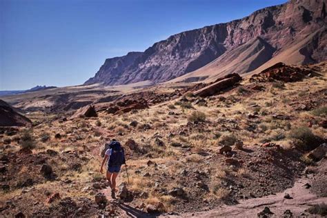 7 Tips for Hiking in the Desert (that you NEED to know) - Amanda Outside