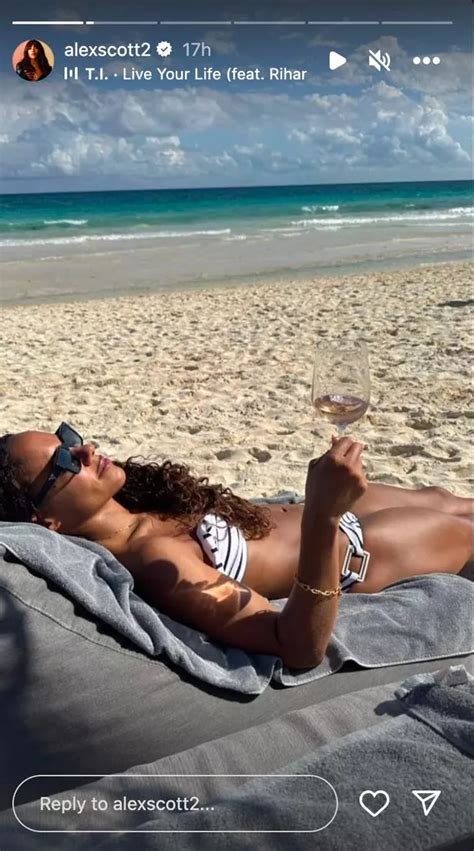 Bbc Sport Star Alex Scott Suns Herself In Bikini On Romantic Holiday