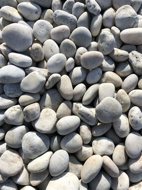 Beach pebbles – Artofit