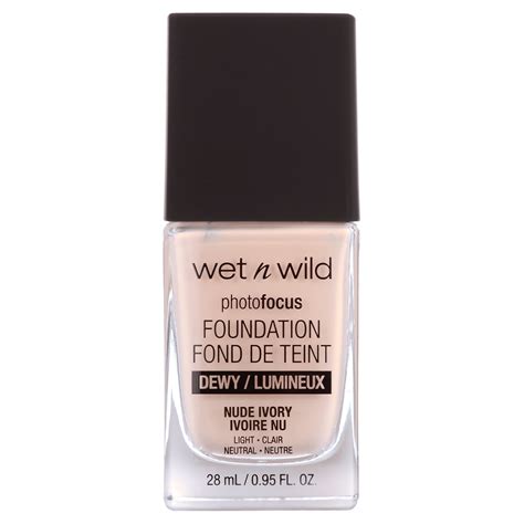 Wet N Wild Photo Focus Dewy Foundation Nude Ivory Nude Ivory