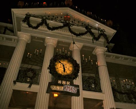 Haunted Mansion Holiday At The Disneyland Resort A Closer Look Just