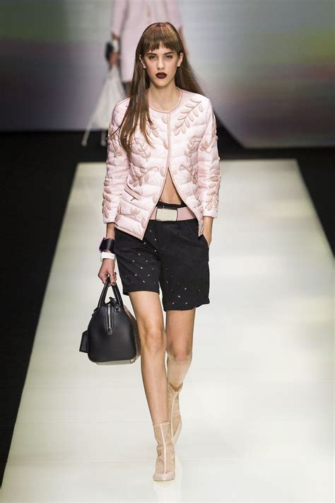 Emporio Armani Spring 2016 Ready To Wear Collection