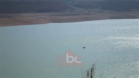 Mungesa E Reshjeve Liqeni I Fierzes Drejt Tharjes ABC News Albania