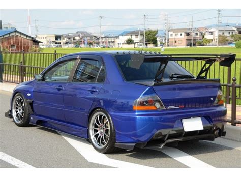 Buy A Sports Car Mitsubishi Lancer Gsr Evolution Ix From Japan