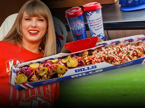 FLASH CHANCE: Travis Kelce's rival sell 2 Taylor Swift-Themed Food at ...