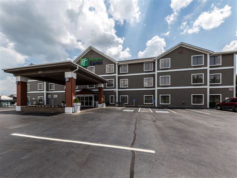 Pet-Friendly Hotel In Dandridge, TN | Holiday Inn Express Dandridge