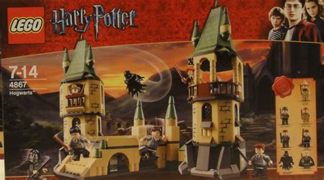 First look at ‘Battle For Hogwarts’ LEGO with seven mini-figs — Harry ...