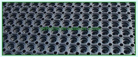 Small rubber mat with holes 15mm - rubber hollow mat manufacturer