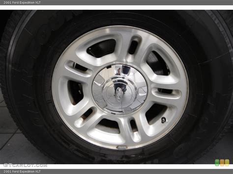 2001 Ford Expedition XLT Wheel And Tire Photo 60992254 GTCarLot