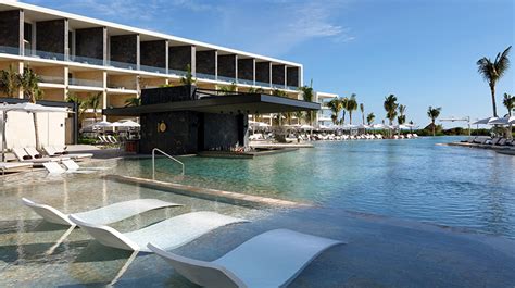 TRS Coral Hotel - Cancun Hotels - Cancun, Mexico - Forbes Travel Guide