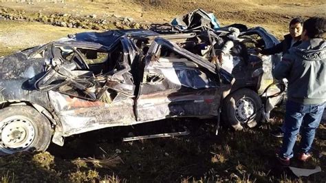 Junín Accidente De Tránsito Deja Dos Fallecidos Y Ocho Heridos Radio Onda Azul