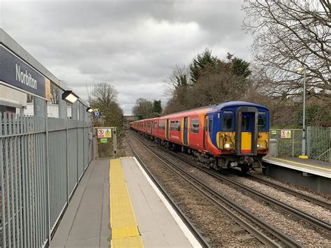 Class 455 EMU Norbiton 22 Dec 2023 South Western Railway Flickr