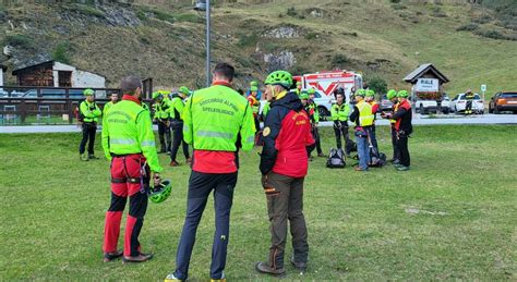 Frana In Val Formazza Dispersi Due Escursionisti Erano Vicini Al