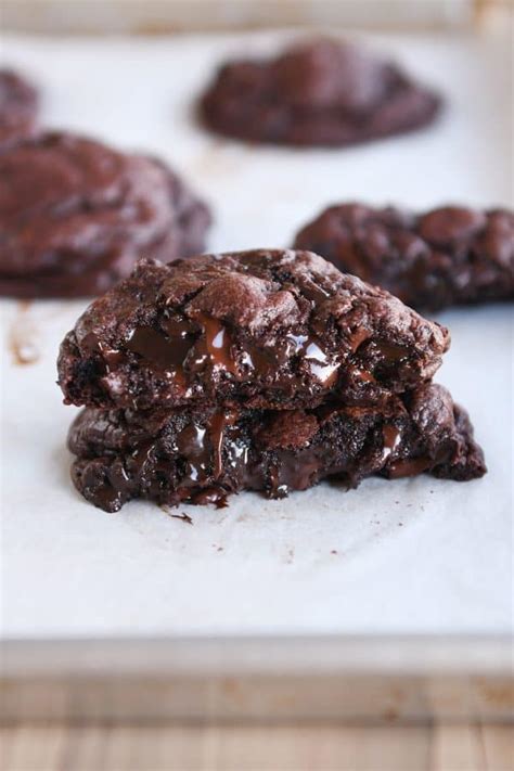 Levain Bakery Double Chocolate Chip Cookie Recipe Besto Blog