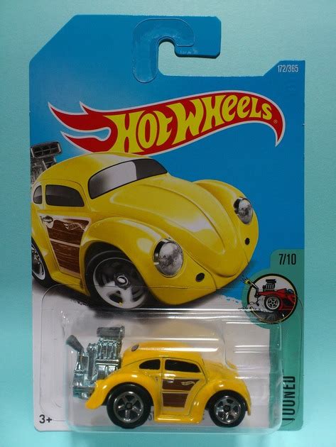 VOLKSWAGEN BEETLE2017 TOONED Red5 Toys Museum MUUSEO 400260