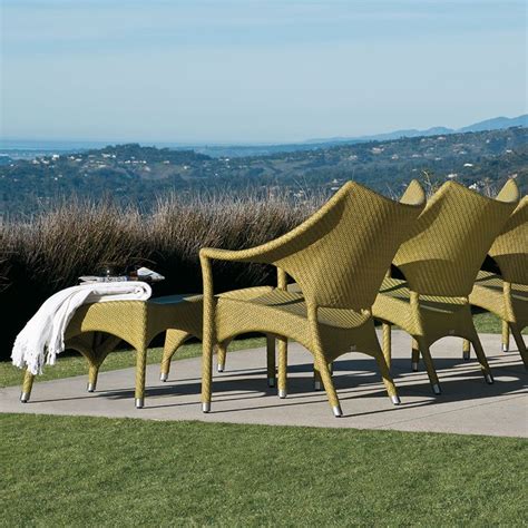 AMARI LOW BACK LOUNGE CHAIR JANUS Et Cie JANUS Et Cie Outdoor