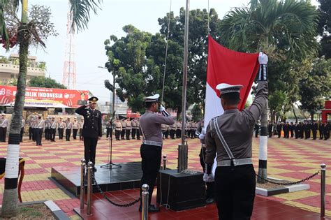 Gelar Upacara Bendera Polres Purwakarta Peringati HUT RI Ke 78 Genus