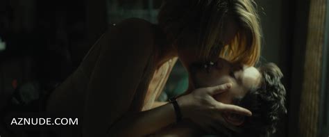 LOU DE LAAGE Nude AZNude