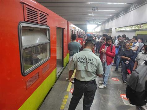 Metro Cdmx Reportan Humo En Tren De Línea 3