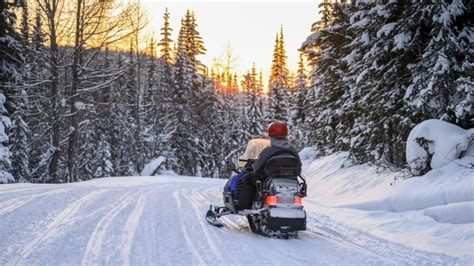 Za nesrečo z motornimi sanmi na Pohorju verjetno krivo sunkovito