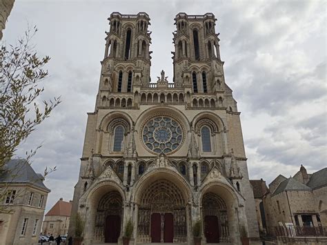 La Cath Drale De Laon Joyau Du Gothique Primitif My Licensed Guide