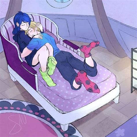 THATS SO CUTE OMG Adrienette Miraculous Ladybug Kiss Miraculous