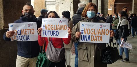 La Protesta Dei Pubblici Esercizi Sono Mesi Che Non Lavoriamo