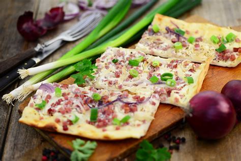 Flammkuchen Els Sser Art Vidavida Rezept