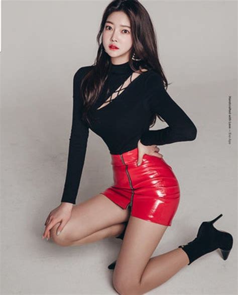 Nice Leather Leather Skirt Jung Yoon Patent Leather Daughter Park