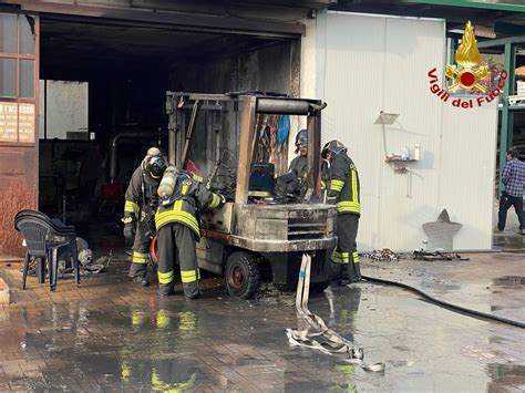 Incendio In Officina A Venegono Intervengono Vigili Del Fuoco Ed I