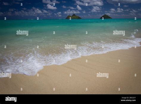 White sands beach hawaii hi-res stock photography and images - Alamy